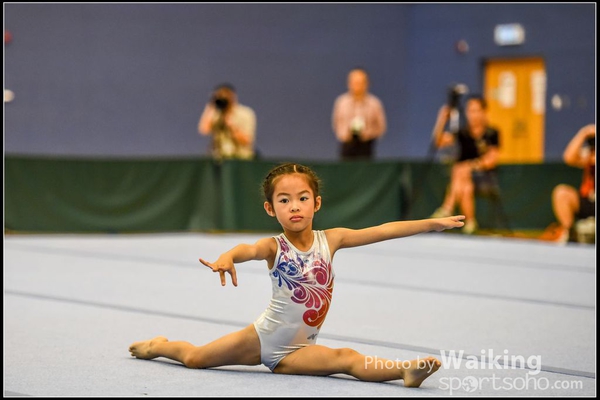 2015-05-03 Acrobatics - 0041