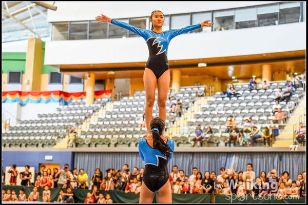 2015-05-03 Acrobatics - 0042