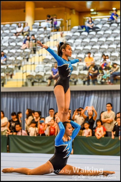2015-05-03 Acrobatics - 0048