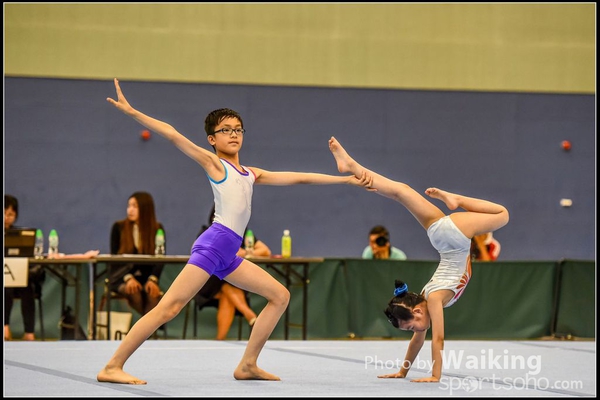 2015-05-03 Acrobatics - 0054