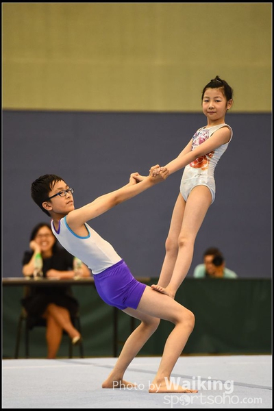 2015-05-03 Acrobatics - 0055