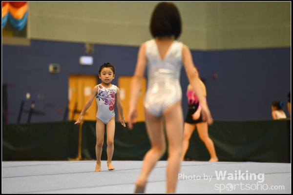 2015-05-03 Acrobatics - 0091