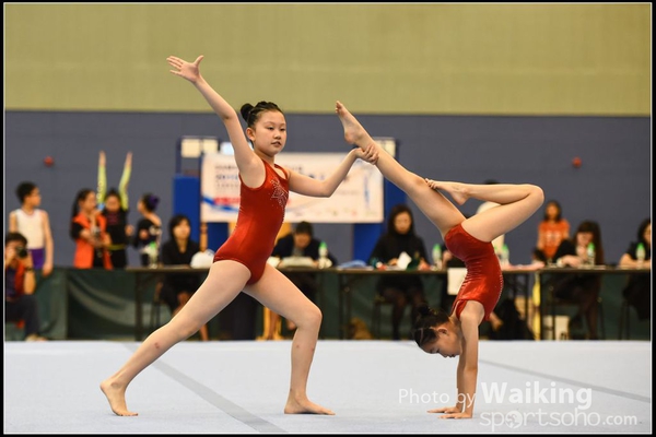 2015-05-03 Acrobatics - 0120