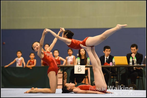 2015-05-03 Acrobatics - 0122