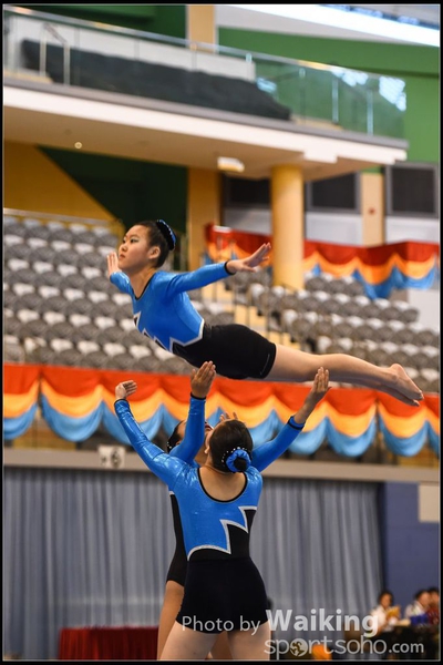 2015-05-03 Acrobatics - 0196