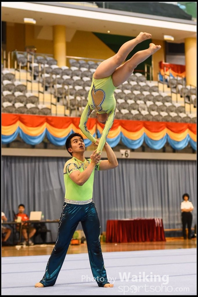 2015-05-03 Acrobatics - 0216