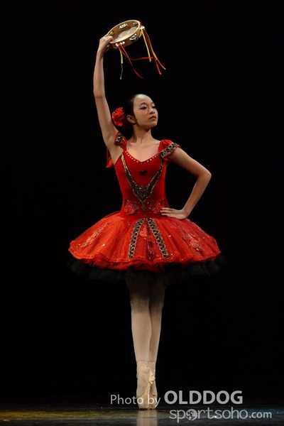 Solo Dance (32)