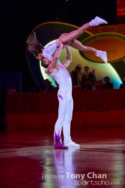 Performance043