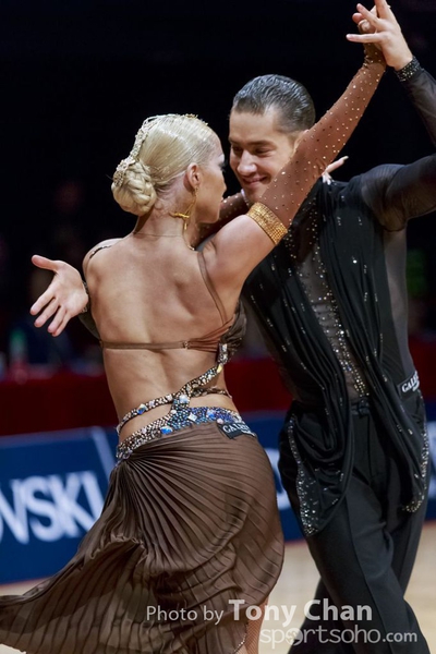 WDSF2-017