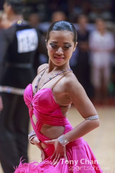 WDSF2-037