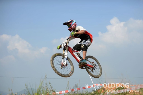 Downhill (1)