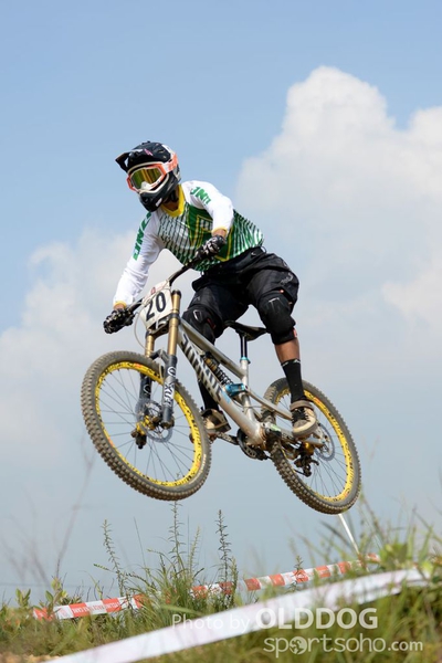 Downhill (2)
