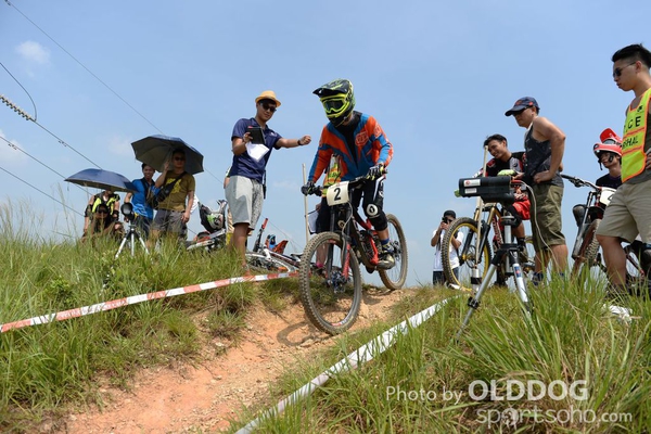 Downhill (12)