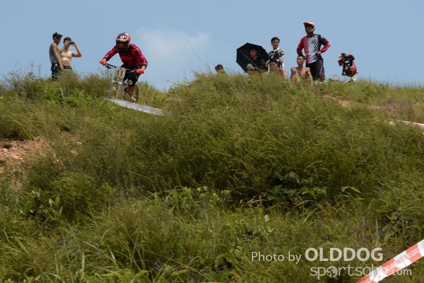Downhill (24)