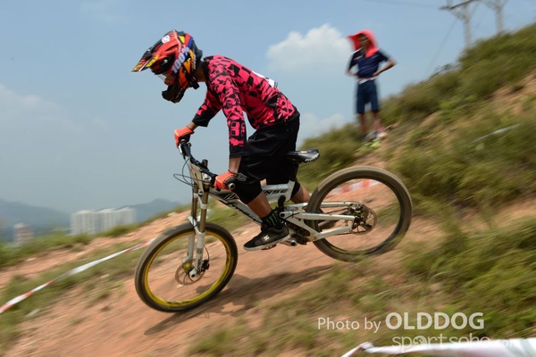 Downhill (28)