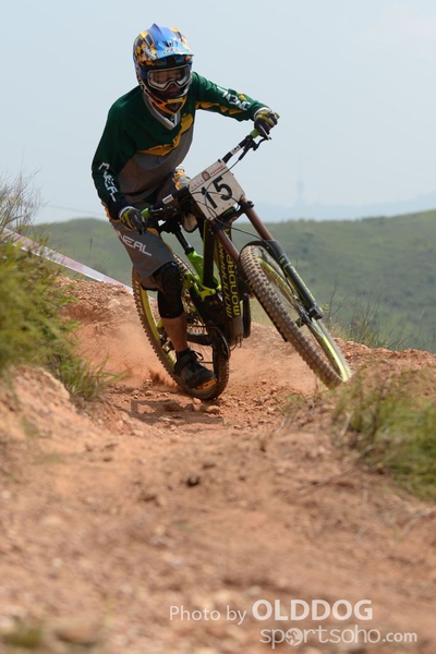 Downhill (33)