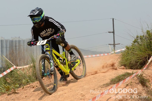 Downhill (75)