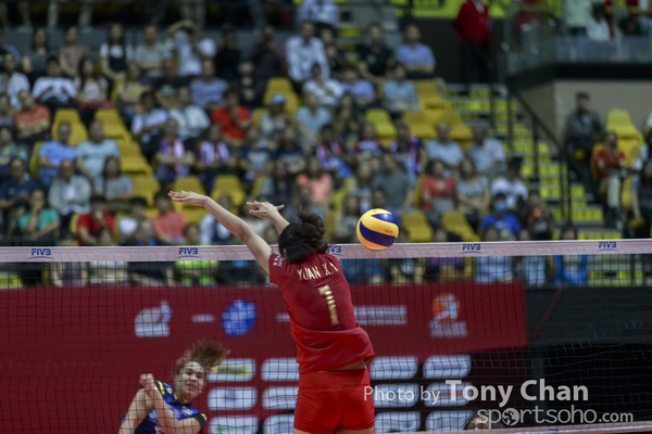 FIVB_Day 1 CHIvsTHI_009