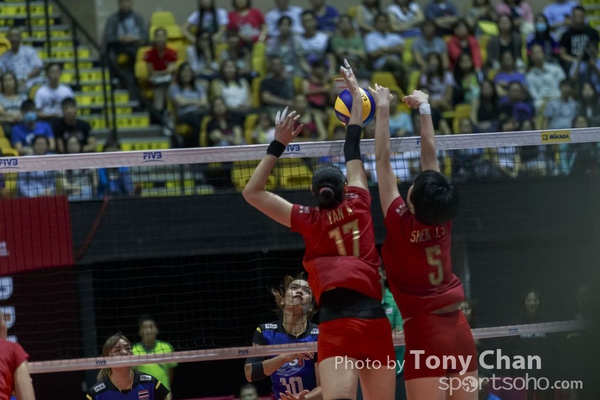 FIVB_Day 1 CHIvsTHI_069