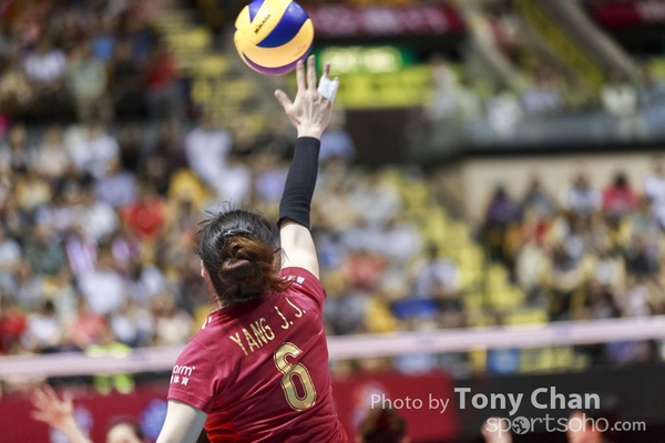 FIVB_Day 1 CHIvsTHI_141