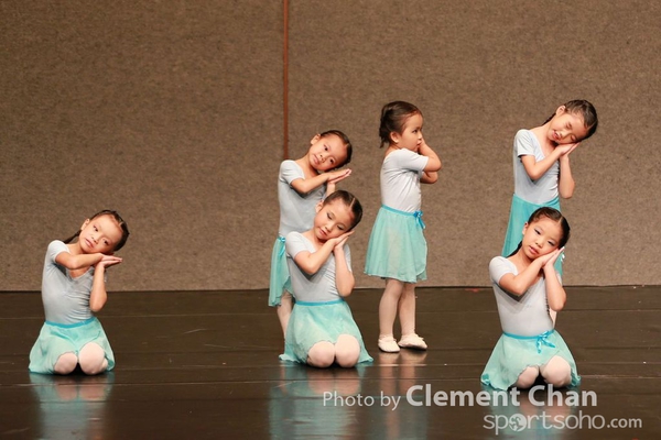 Moledies Dance_041_1