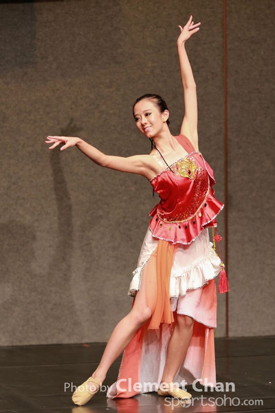 Moledies Dance_162_1