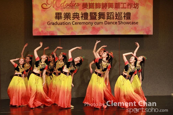Moledies Dance_319_1