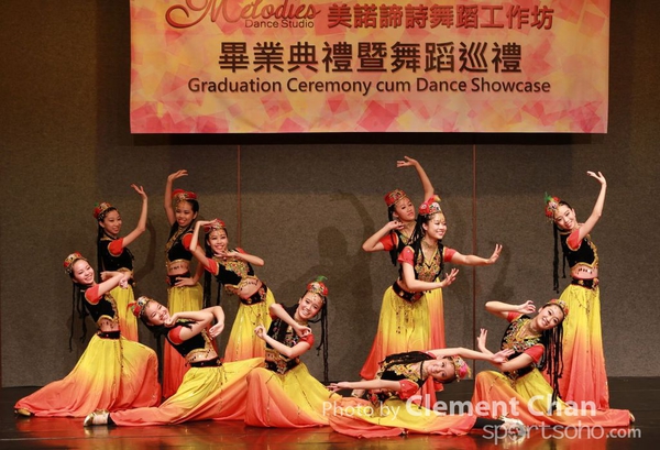 Moledies Dance_322_1