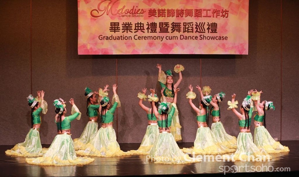 Moledies Dance_331_1