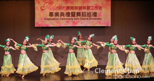 Moledies Dance_344_1