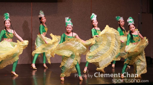 Moledies Dance_371_1