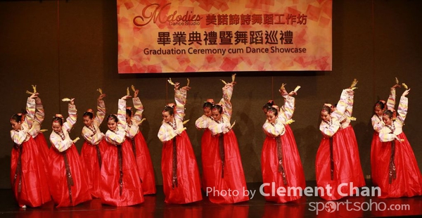 Moledies Dance_386_1