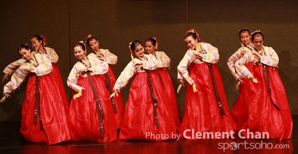 Moledies Dance_390_1