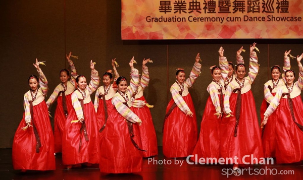 Moledies Dance_397_1