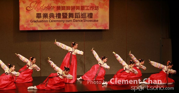 Moledies Dance_441_1