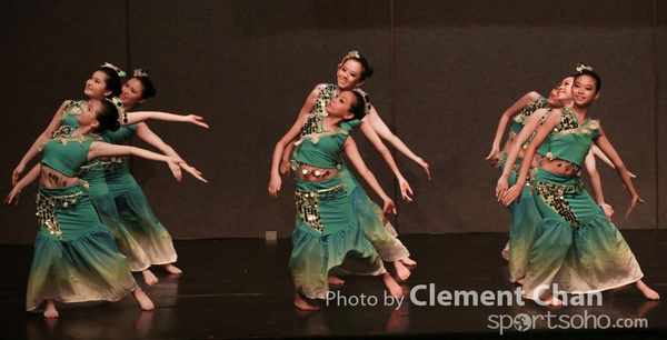 Moledies Dance_533_1