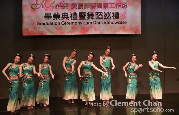 Moledies Dance_552_1