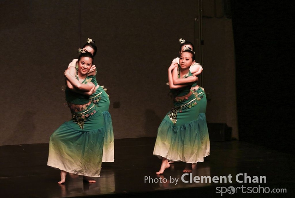 Moledies Dance_568_1