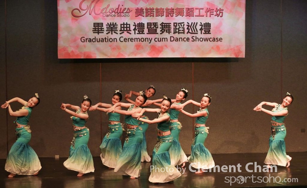 Moledies Dance_580_1