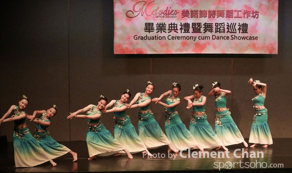 Moledies Dance_588_1