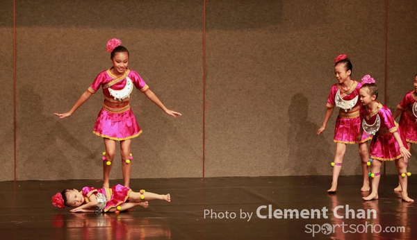 Moledies Dance_641_1
