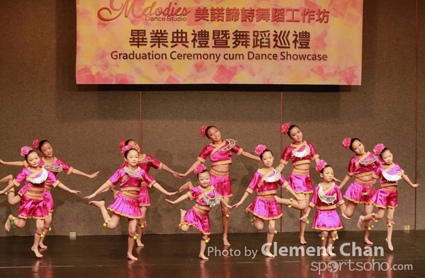 Moledies Dance_642_1