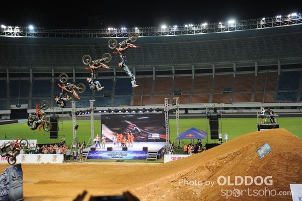 Night Jump Day2 (45)