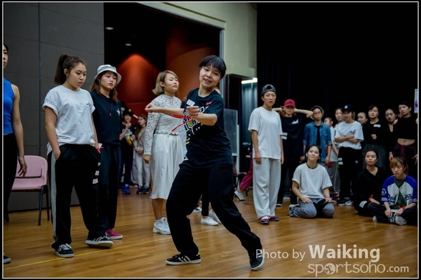 2015-10-24 Street Dance 0006