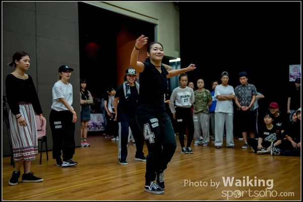 2015-10-24 Street Dance 0075