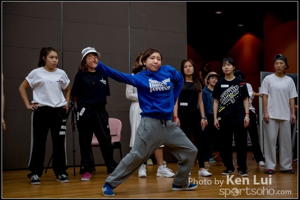 20151024 dance1029