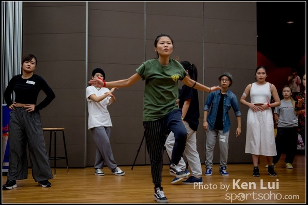 20151024 dance1060