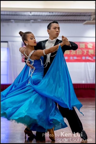 20151108 dance1054