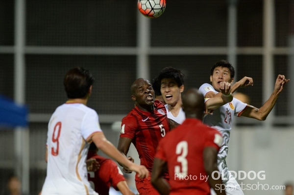Football (111)