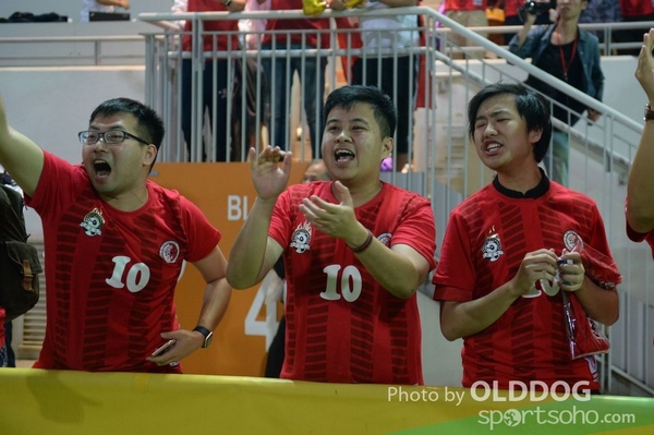 Football (137)